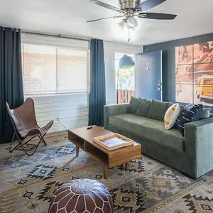 https://wanderjaunt-bristol-manor.scottsdalehotels.org