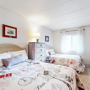 https://assateague-house-108.ocean-city-hotels.net