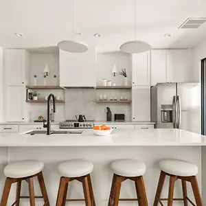 https://the-eighteen-by-locale.nashville-hotels.org